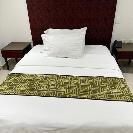 Hotel Ipanema Meridian نيفا المظهر الخارجي الصورة