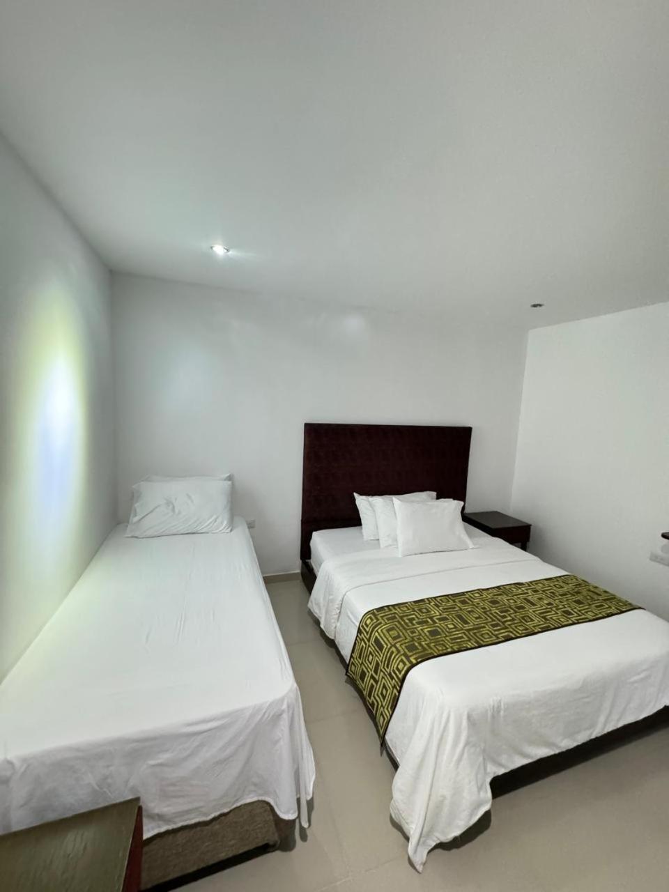 Hotel Ipanema Meridian نيفا المظهر الخارجي الصورة