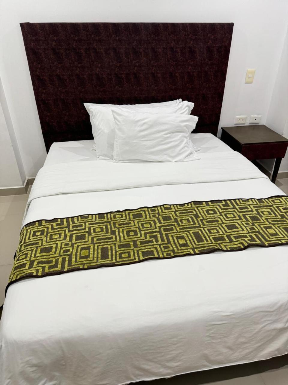 Hotel Ipanema Meridian نيفا المظهر الخارجي الصورة