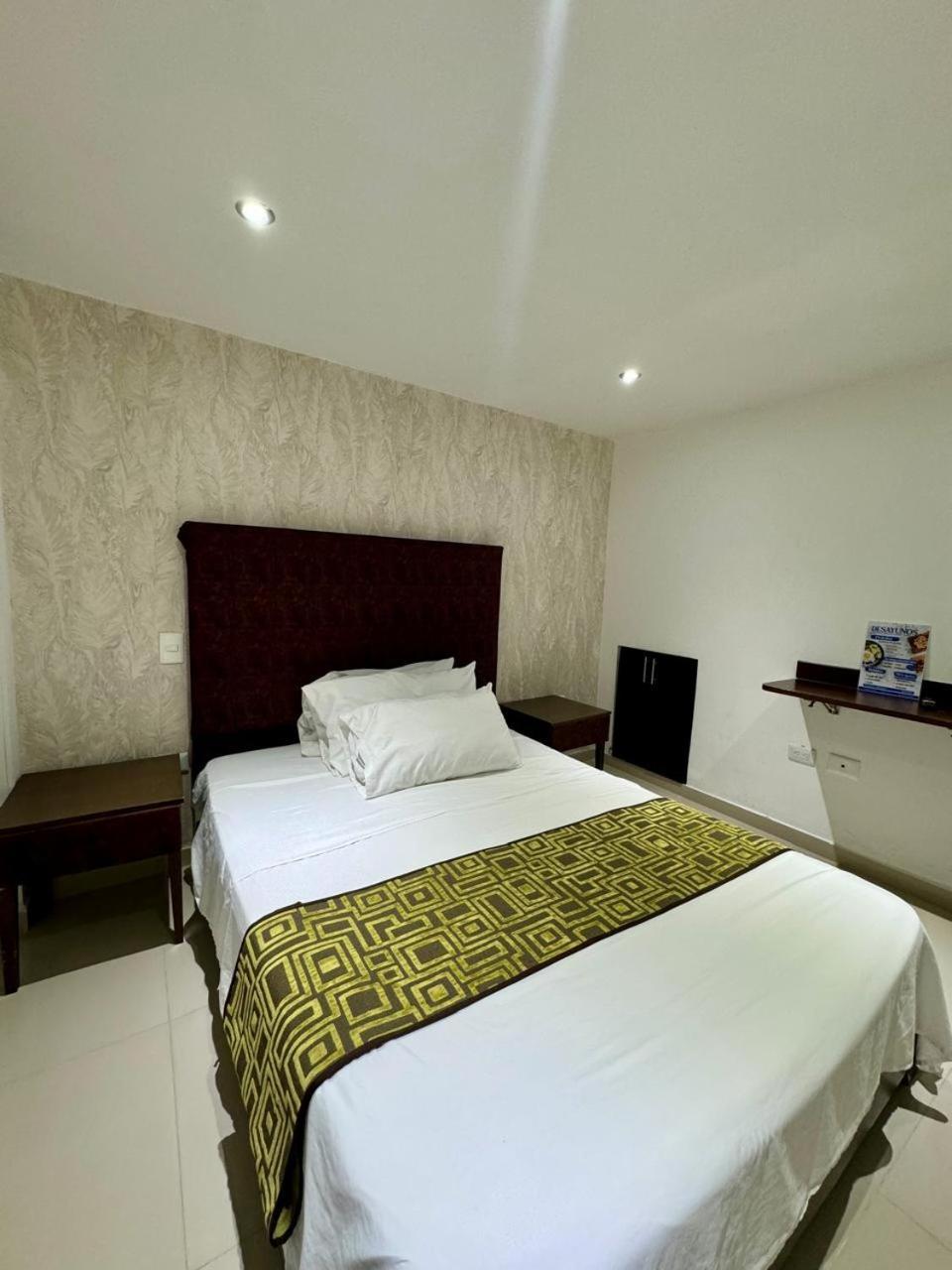 Hotel Ipanema Meridian نيفا المظهر الخارجي الصورة